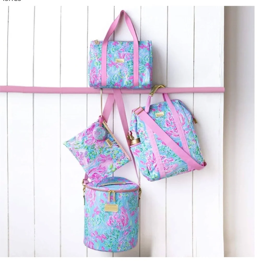 Lilly Pulitzer New Insulated Backpack Cooler in Best Fishes - Picture 2 of 8